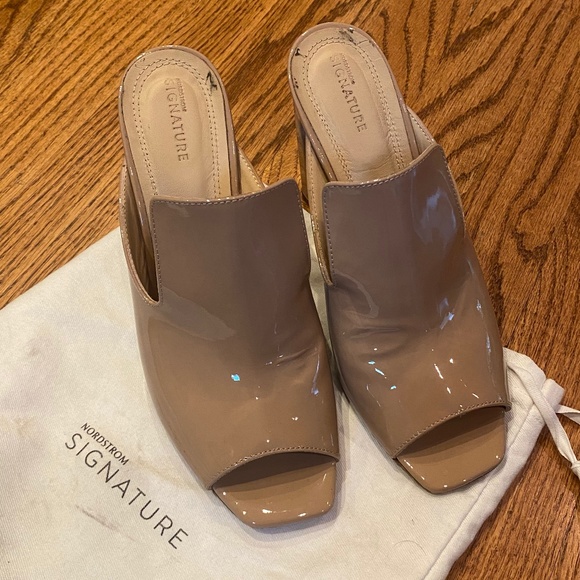 Patent Heeled Sandals - Picture 2 of 4